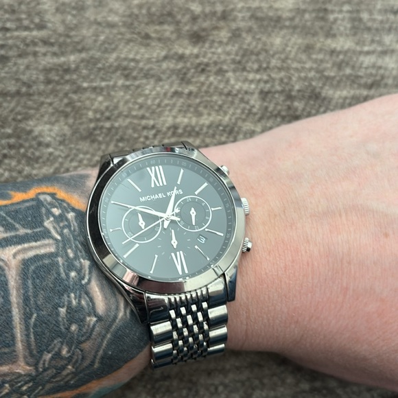 Watch - Picture 4 of 7